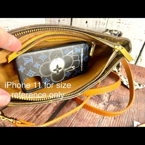 Louis Vuitton Trotteur Crossbody🖤🤎🖤🤎 - Picture 5 of 11